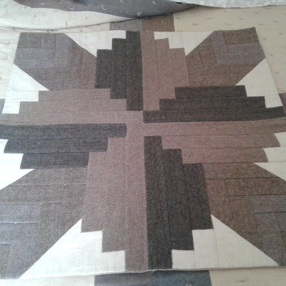 Hand Crafted Reversable Wool Blend & Flannel Farm House, Queen size, Quilt - Picture 6 of 16